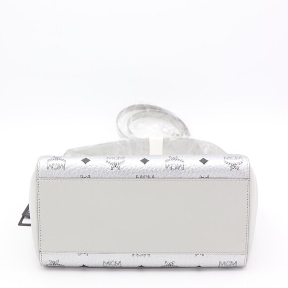 NWT MCM Aren Silver Visetos Leather Hobo Shoulder Crossbody Bag - Picture 4 of 8